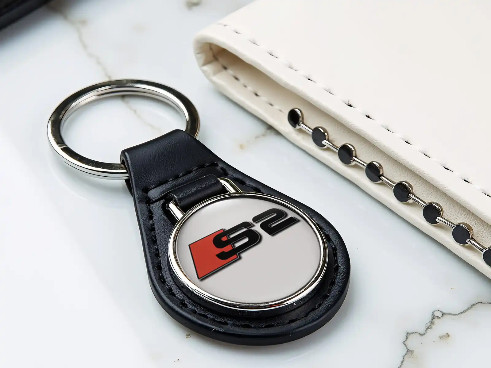Luxury Keychain Stylish Edition Leather